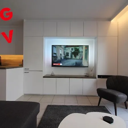 Luxe I 2 Slaapkamers I 2 X Dubbel Bed I 75m Het I Nieuwpoort-bad *